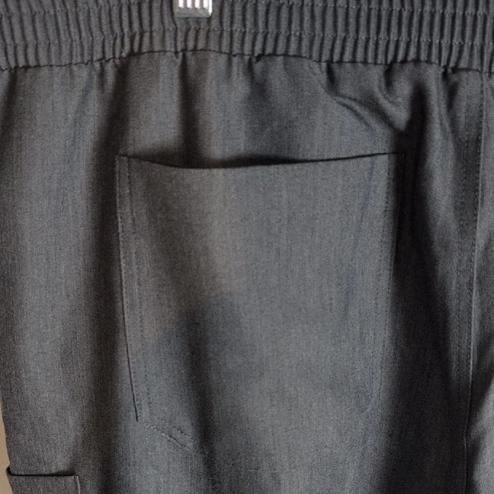 Figs Technical Collection Scrub Pants - Picture 8 of 12